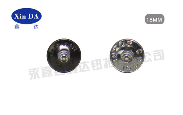 紐扣的樣式存現(xiàn)多樣化的趨勢(shì)？